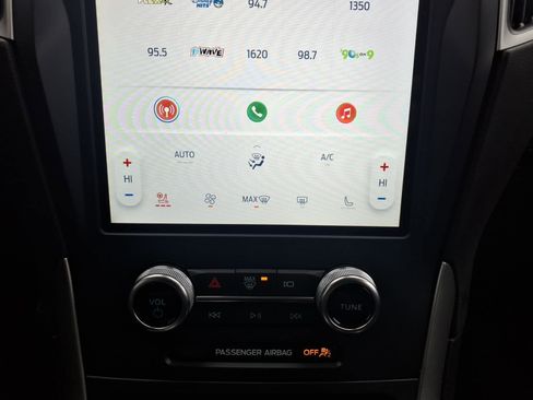 Certified 2023 Ford Edge SEL w/ Convenience Package image 18