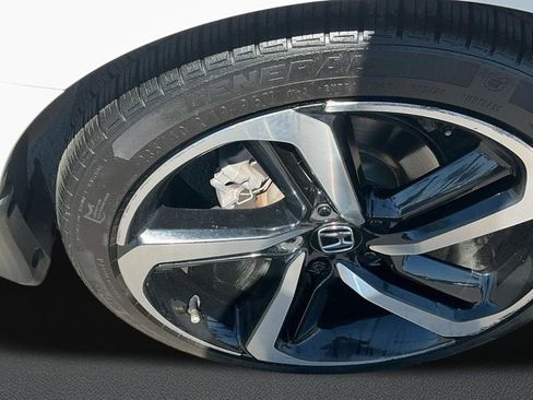 Used 2022 Honda Accord Sport image 9