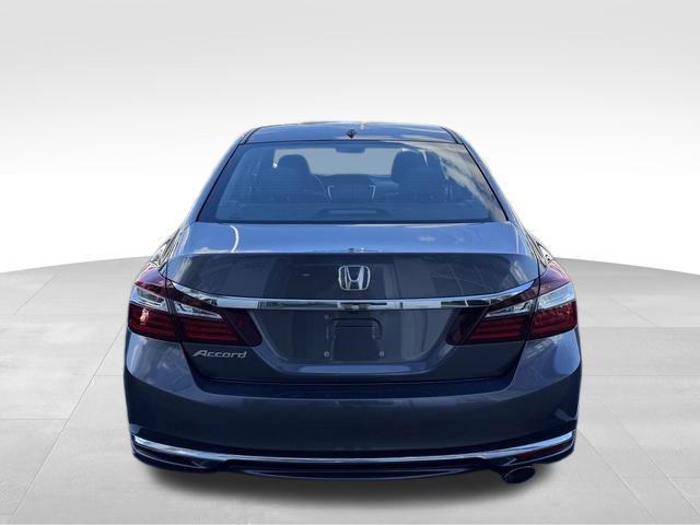 Used 2017 Honda Accord EX image 6