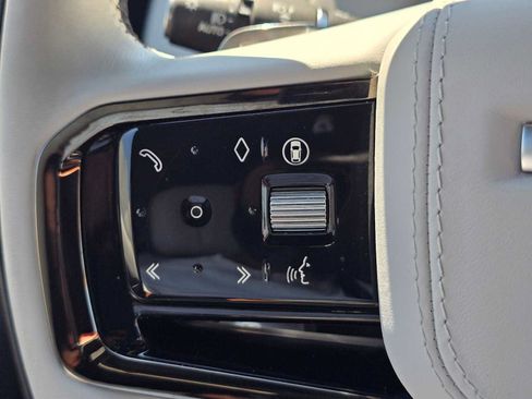 Used 2025 Land Rover Range Rover Sport Autobiography AWD/4WD image 33