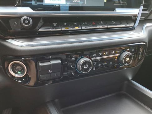 Used 2024 Chevrolet Silverado 3500 High Country w/ High Country Premium Package AWD/4WD image 26