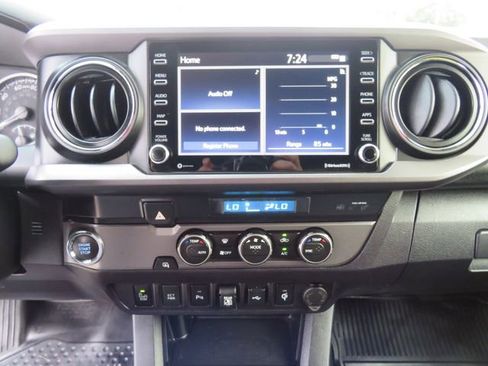 Certified 2021 Toyota Tacoma TRD Off-Road w/ Technology Package image 27