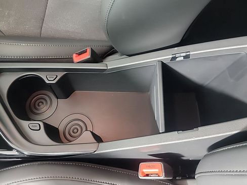 Used 2025 Kia Niro EX image 33