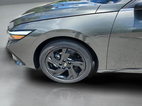 New 2026 Hyundai Elantra SEL Sport Premium FWD image 30