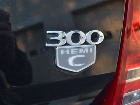 Used 2008 Chrysler 300 C image 39