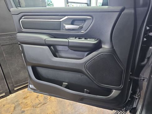 New 2026 RAM 1500 4x4 Crew Cab image 25