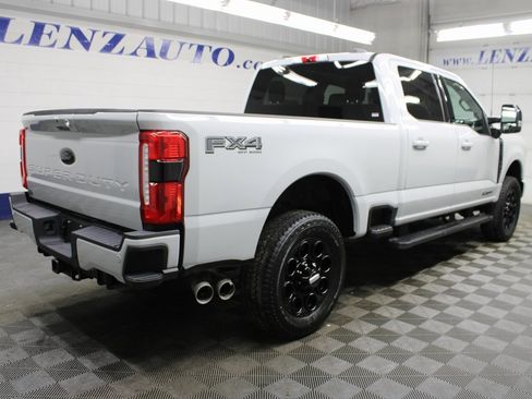 Used 2025 Ford F350 Lariat w/ Black Appearance Package image 4