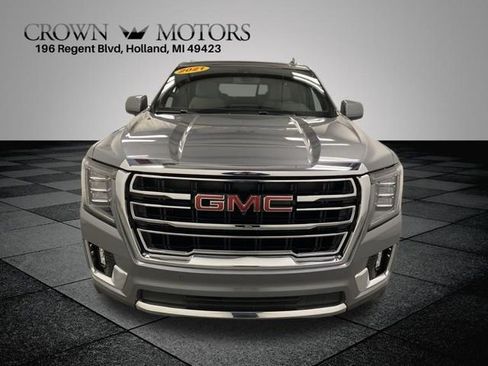 Used 2021 GMC Yukon SLT w/ SLT Premium Package AWD/4WD image 2