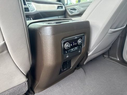 Certified 2023 Chevrolet Suburban Z71 w/ Luxury Package AWD/4WD image 29