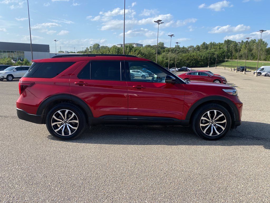 Used 2020 Ford Explorer ST w/ Premium Technology Package AWD/4WD image 7