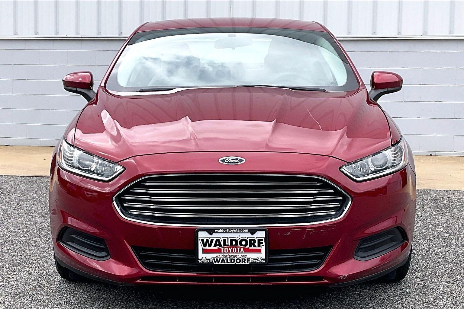 Used 2015 Ford Fusion S FWD image 3