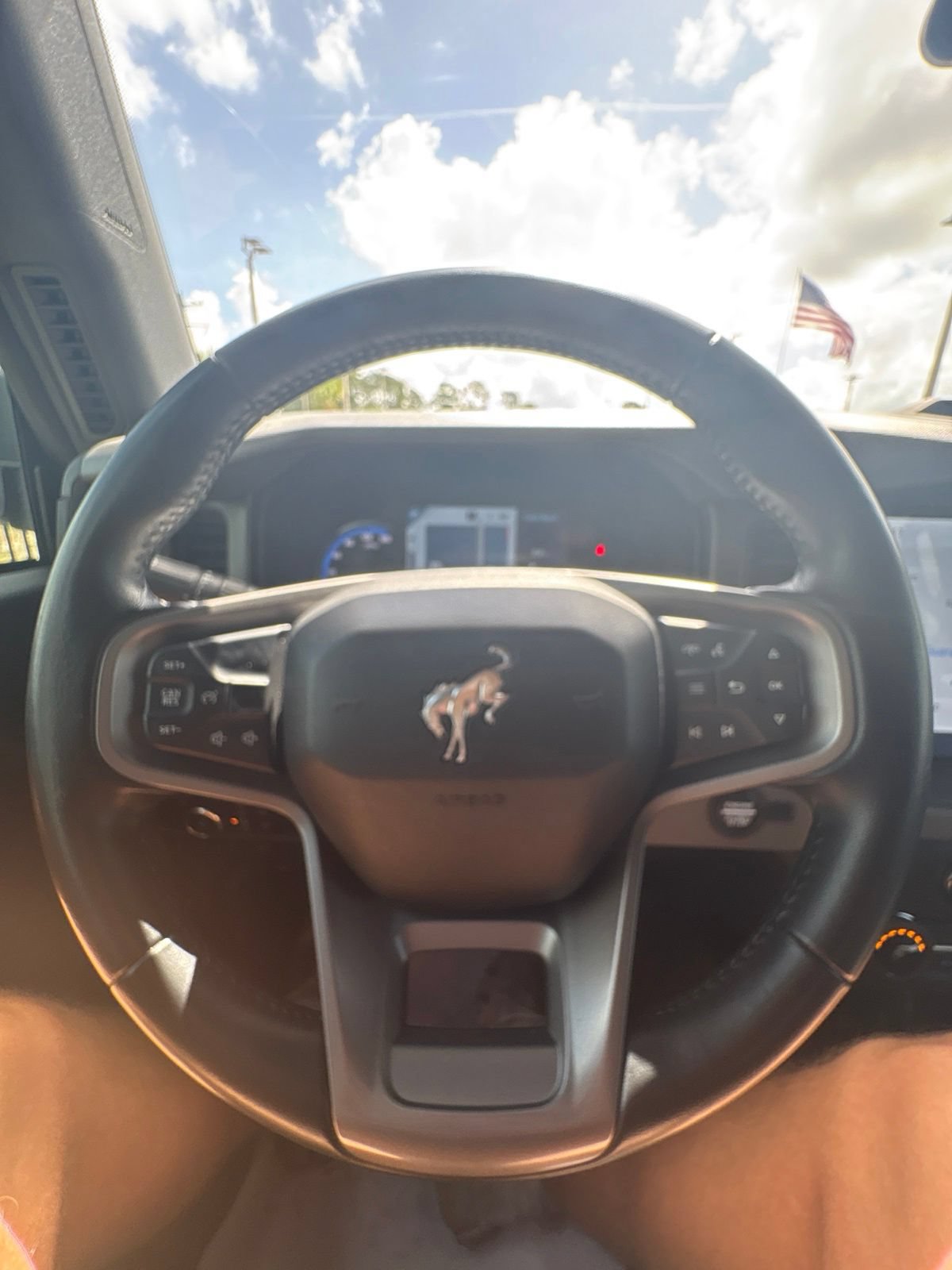 Used 2024 Ford Bronco Black Diamond AWD/4WD image 19