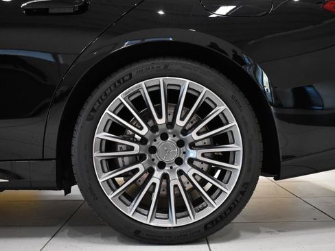 Used 2025 Mercedes-Benz E 53 AMG e 4MATIC Sedan image 11