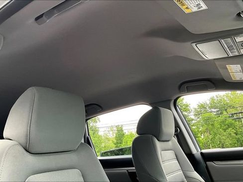 Used 2020 Honda CR-V LX image 27