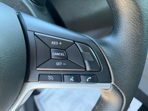 Used 2025 Nissan Altima 2.5 SV AWD/4WD image 34