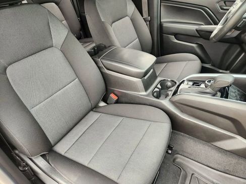 Used 2024 Chevrolet Colorado Trail Boss w/ Technology Package AWD/4WD image 10