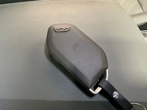 Used 2024 Kia Telluride SX Prestige X-Line image 10