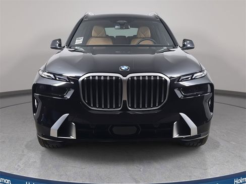 New 2026 BMW X7 xDrive40i image 2