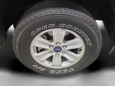 Used 2018 Ford F150 XLT w/ Equipment Group 301A Mid AWD/4WD image 24