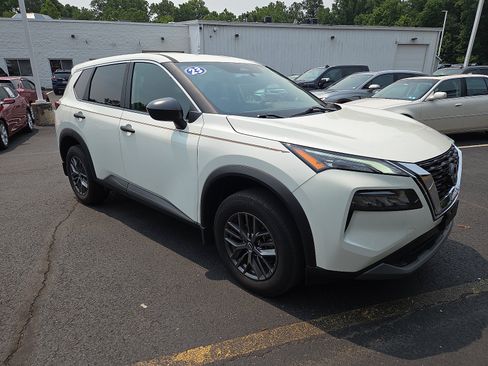 Used 2023 Nissan Rogue S AWD/4WD image 1