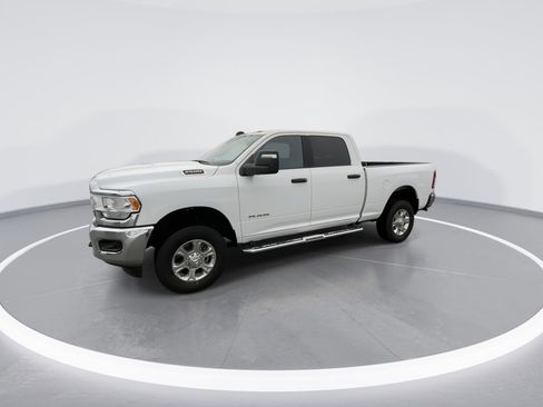 Used 2024 RAM 2500 Big Horn w/ Bed Utility Group image 4