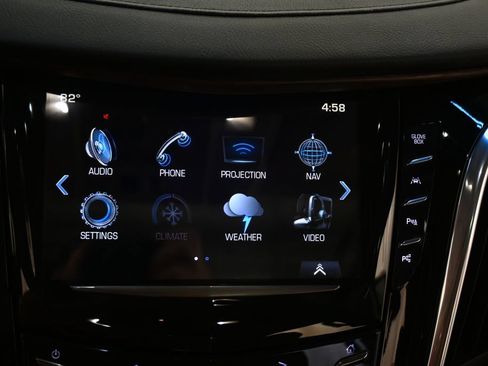 Used 2017 Cadillac Escalade Premium Luxury AWD/4WD image 32