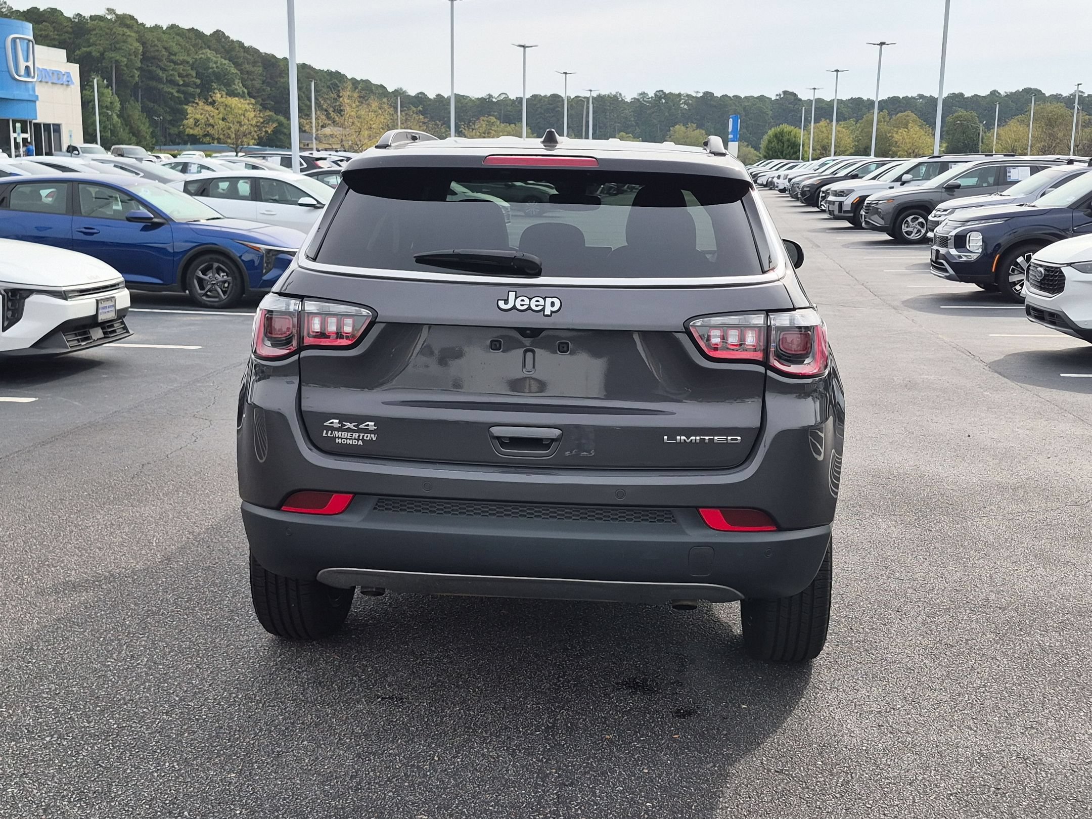 Used 2024 Jeep Compass Limited AWD/4WD image 4