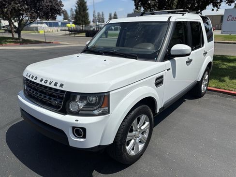 Used 2014 Land Rover LR4 HSE AWD/4WD image 6