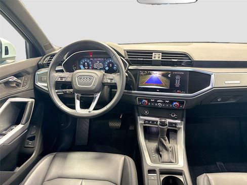 Certified 2024 Audi Q3 2.0T Premium image 23