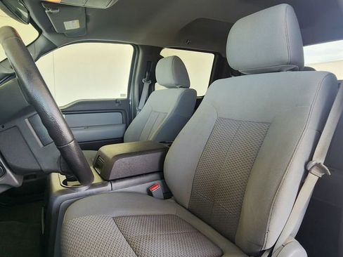 Used 2011 Ford F150 XLT w/ XLT Chrome Pkg image 12