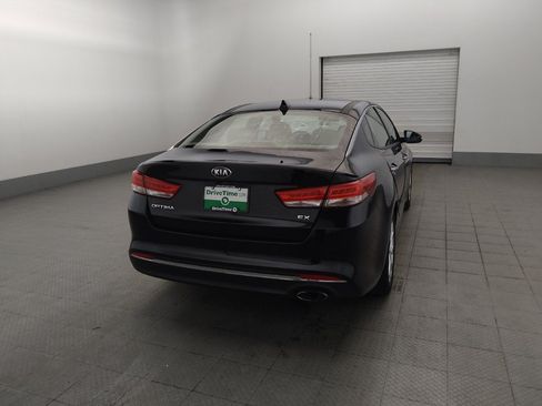Used 2018 Kia Optima EX w/ Premium Package FWD image 7