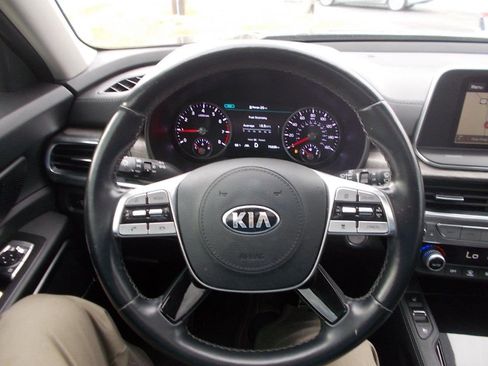 Used 2021 Kia Telluride SX w/ Nightfall Edition Package image 16