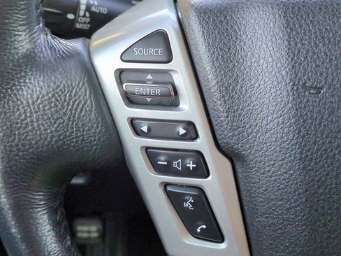 Certified 2022 Nissan Titan SV w/ SV Convenience Package image 25