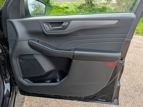 Used 2023 Ford Escape Active w/ Cold Weather Package image 37