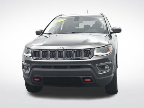 Used 2019 Jeep Compass Trailhawk w/ Leather Interior Group AWD/4WD image 2