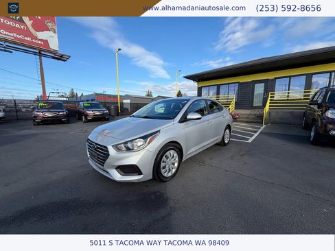 Used 2021 Hyundai Accent SE image 1