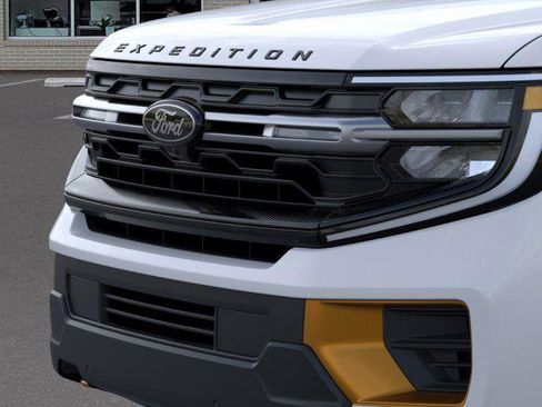 New 2026 Ford Expedition Tremor image 17