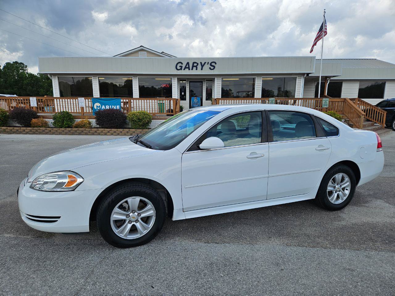 Used 2016 Chevrolet Impala Limited LS FWD image 2
