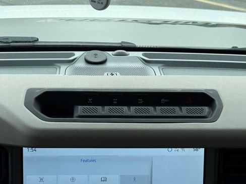 Used 2024 Ford Bronco Wildtrak image 10