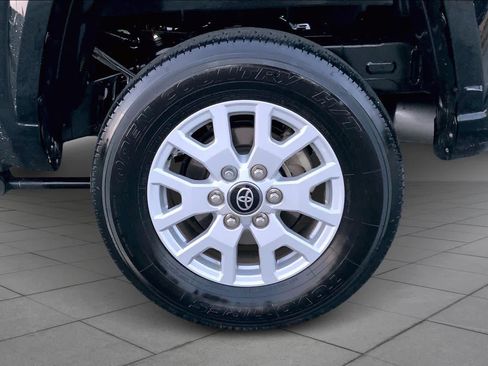 Used 2024 Toyota Tacoma SR5 image 11