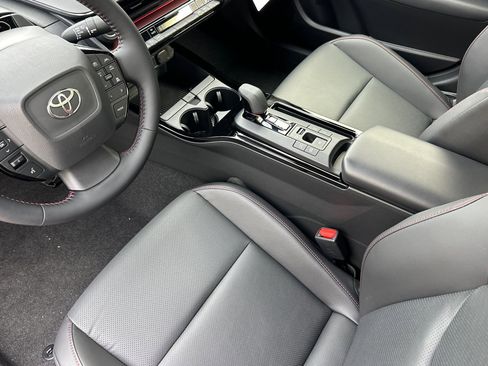 New 2026 Toyota Prius Plug-In Hybrid image 8