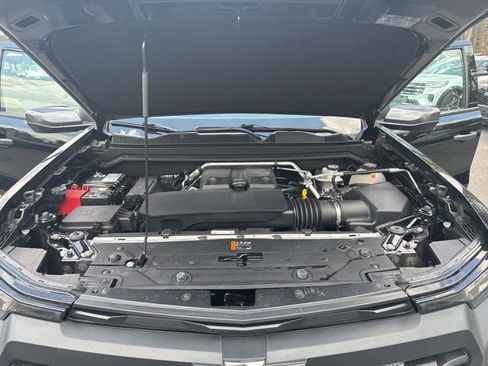 Used 2025 Chevrolet Colorado Trail Boss image 24