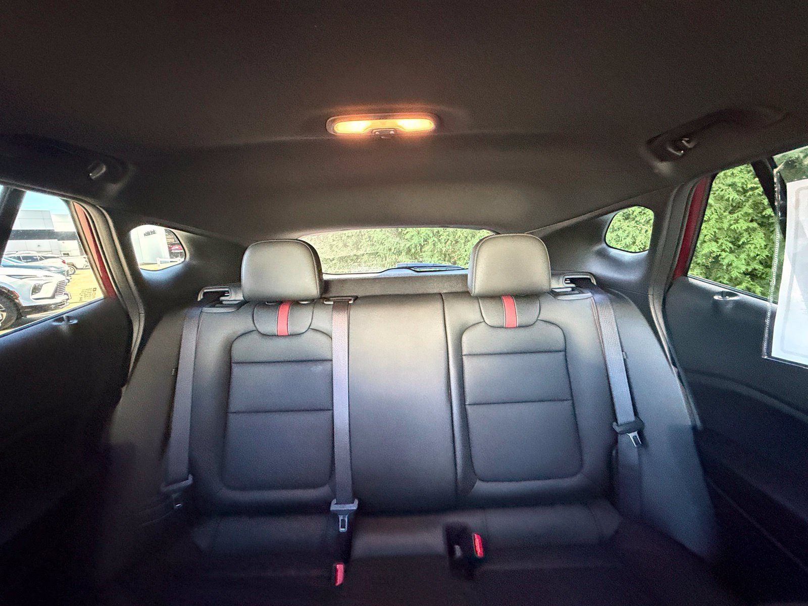 Used 2025 Chevrolet Trax RS w/ Sunroof Package FWD image 3