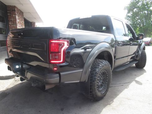 Used 2018 Ford F150 Raptor w/ Equipment Group 802A Luxury AWD/4WD image 14