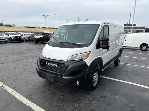 Used 2024 RAM ProMaster 3500 w/ Convenience Group image 4