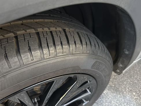 Certified 2024 Toyota Highlander XSE image 36