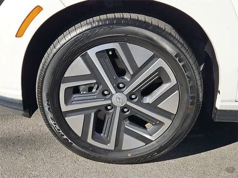 Certified 2023 Hyundai Kona SE w/ Cargo Package image 13