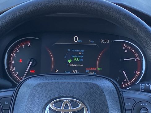 Certified 2025 Toyota RAV4 XLE image 19