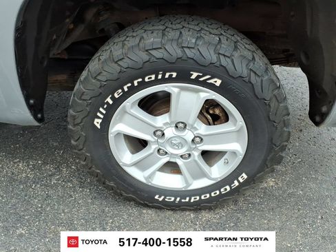 Used 2019 Toyota Tundra SR5 AWD/4WD image 10