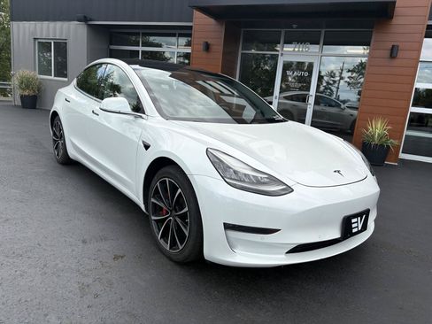 Used 2020 Tesla Model 3 Performance AWD/4WD image 2